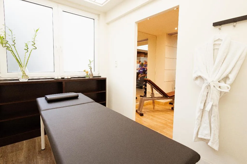 Sports and Entertainment, Best Western Plus Embassy Hotel, Athens