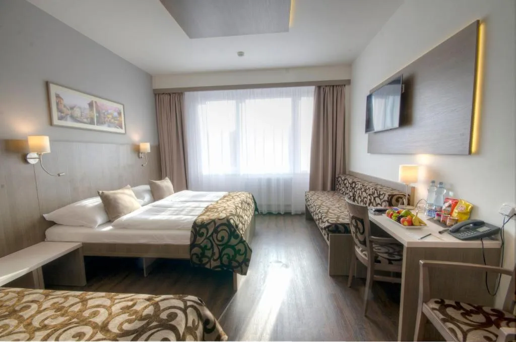 TRIPLE DELUXE Room, Wellness Hotel Step, Prague