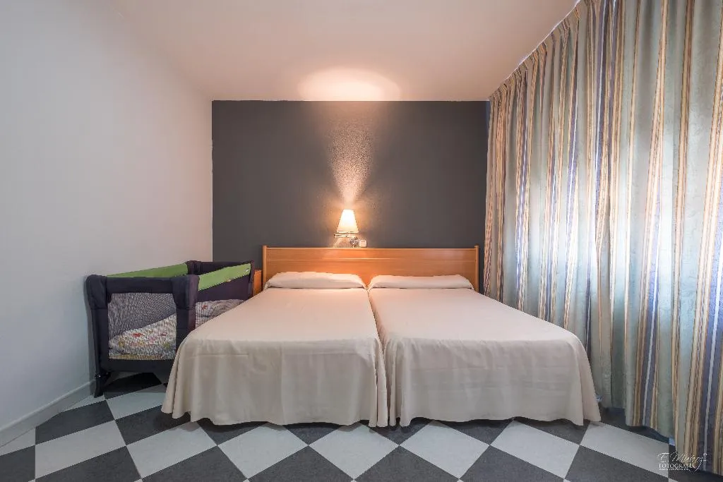 DOUBLE STANDARD Room, Hotel Vivar, Madrid