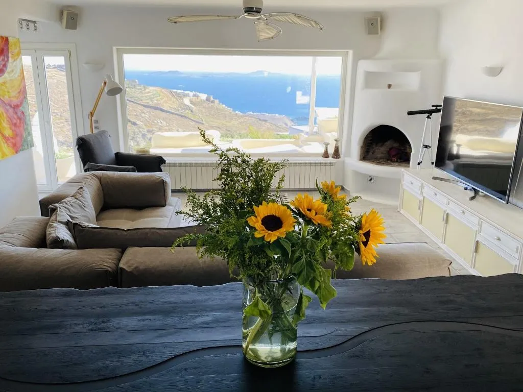 Room, Flaskos Suites, Mykonos