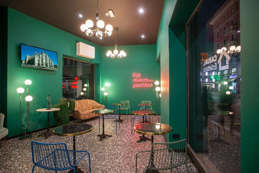 Lobby, Casual Eclettico Milano, Milan