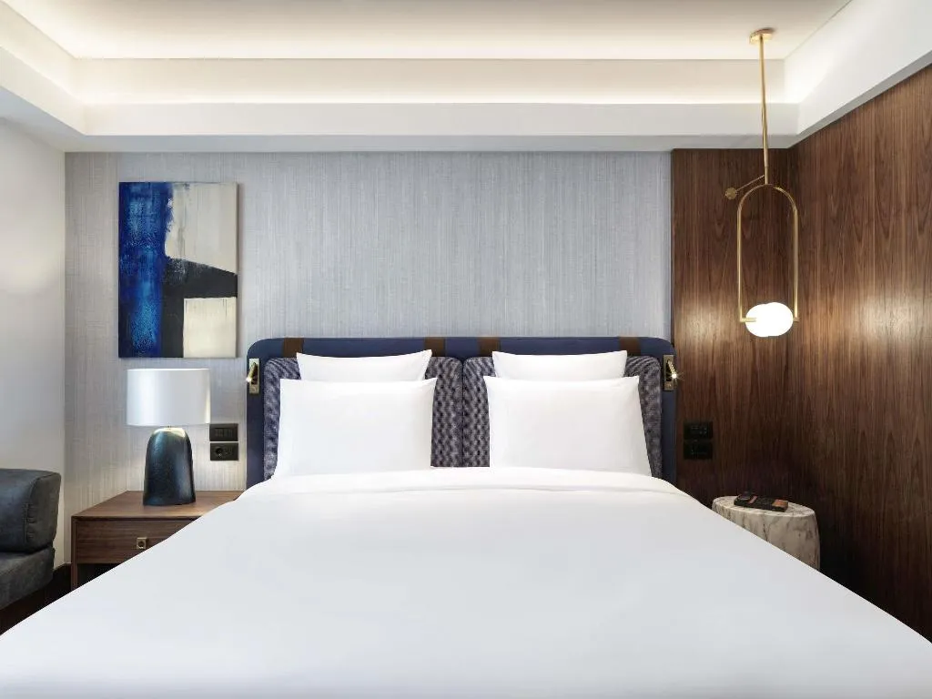 Room CLASSIC QUEEN BED Room, Athens Capital Center Hotel-MGallery, Athens