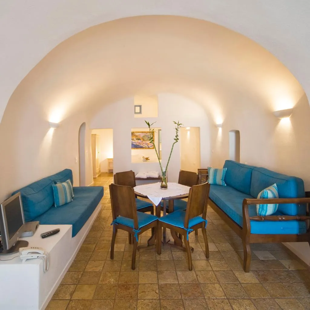 SUITE STANDARD Room, Pantelia Suites, Santorini