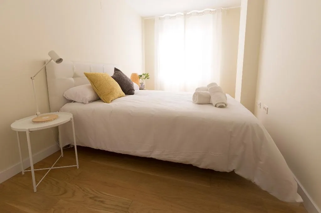 APARTMENT TWO BEDROOMS Room, HQ Rooms San Vicente, Valencia