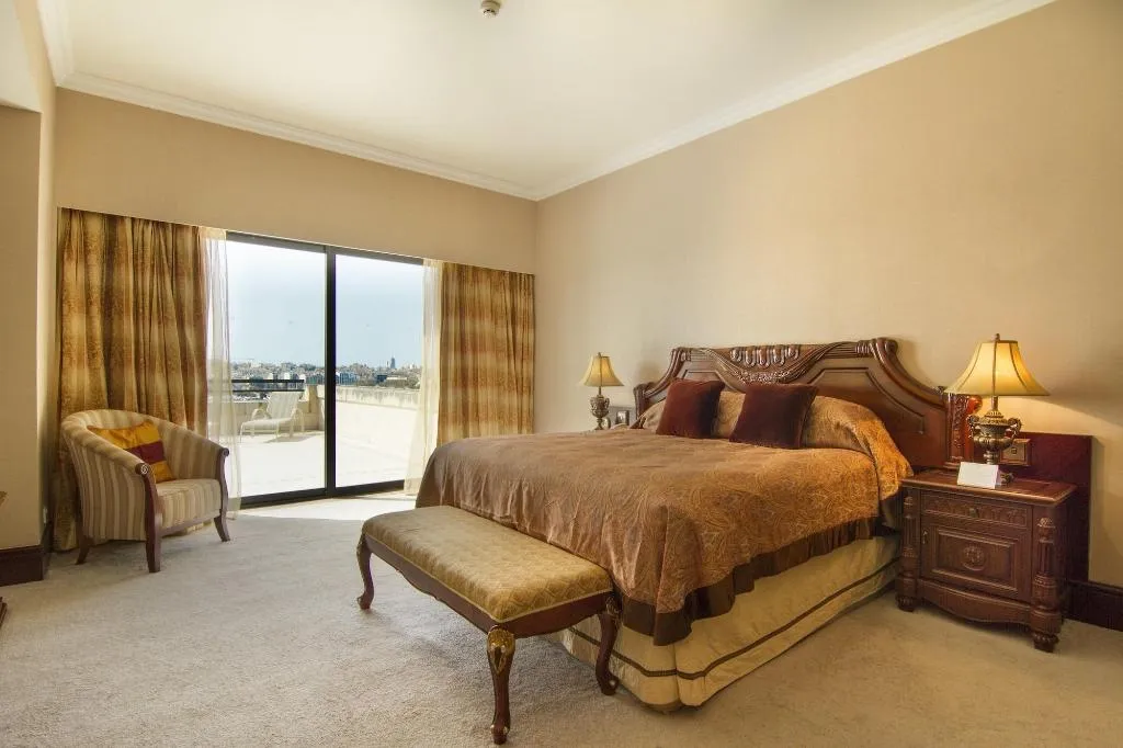 Room, Grand Hotel Excelsior, Malta