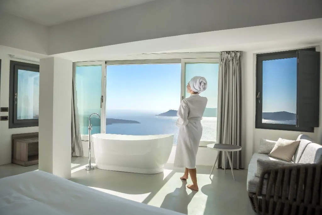 SUITE STANDARD Room, Sun Rocks Boutique Hotel | Caldera View Suites, Santorini