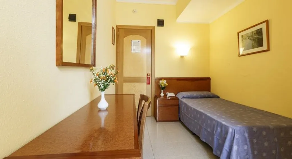 SINGLE STANDARD Room, Golf Beach, Majorca