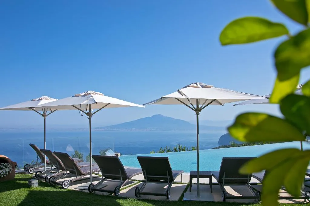Pool, Grand Hotel Due Golfi, Naples
