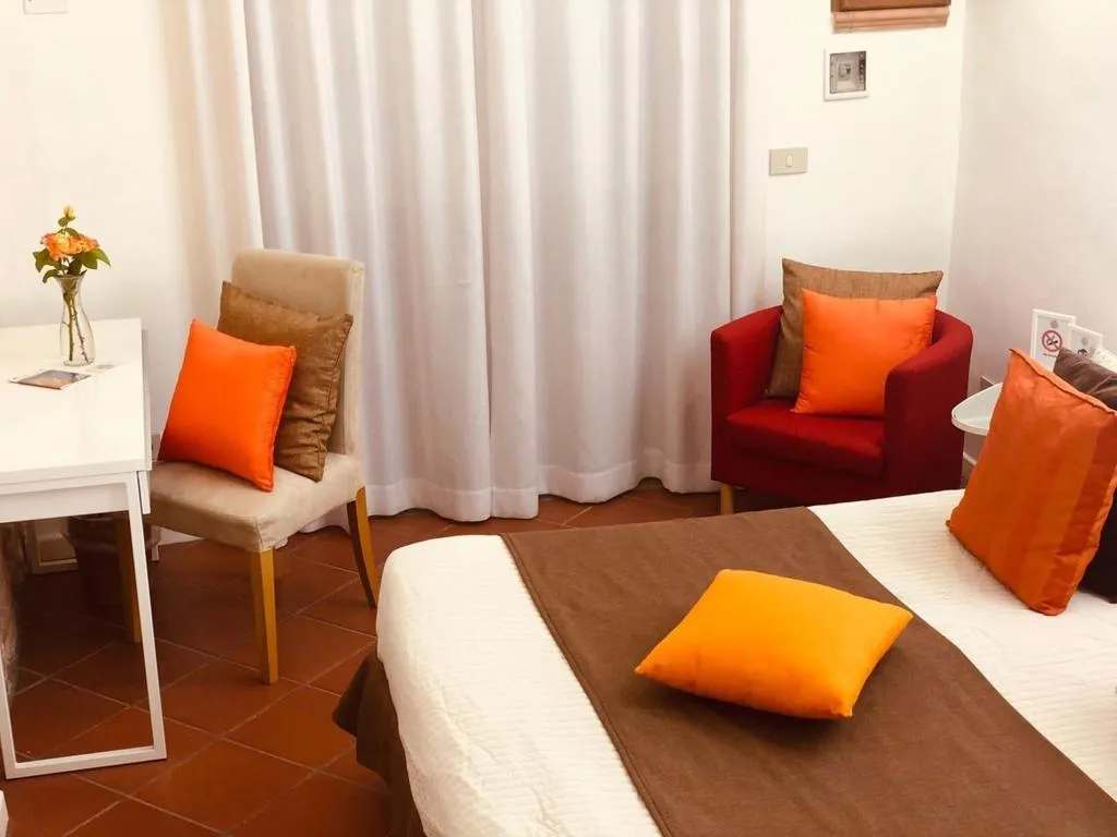 Room, Antichi Colori, Palermo