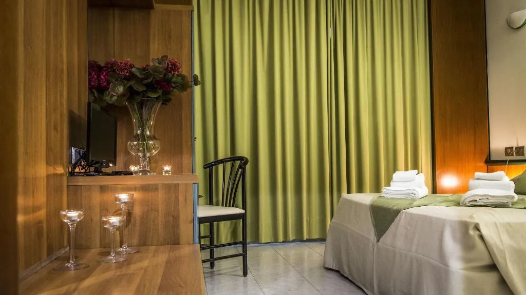 DOUBLE STANDARD Room, Hotel Cristallo Relais Sure Hotel Collection by Be, Rome