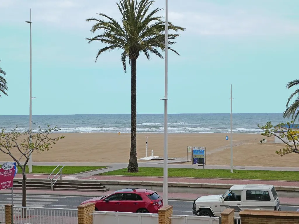 Beach, Apartamentos Gandía Primera Línea de Playa 3000, Valencia