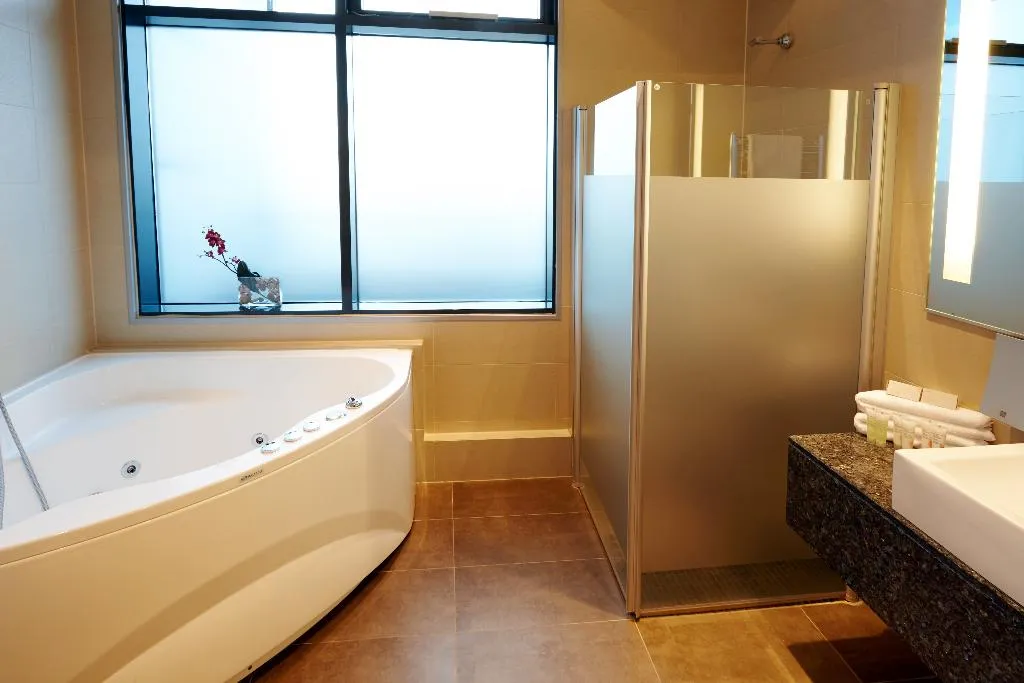 SUITE STANDARD Room, Grand Hotel Reykjavik, Reykjavik