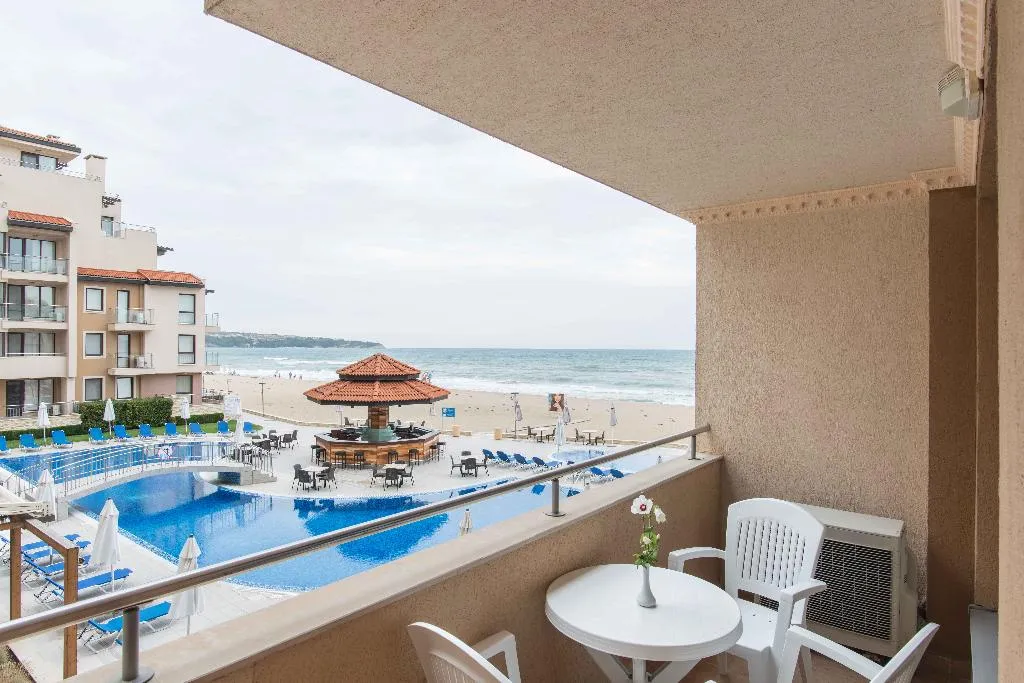 APARTMENT POOL VIEW ONE BEDROOM Room, Obzor Beach Resort, Bourgas