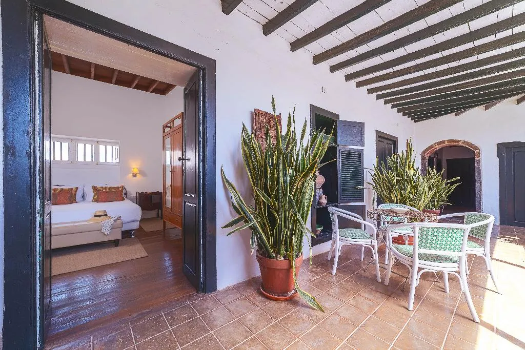 SUITE CAPACITY 3 Room, Hotel El Grifo, Lanzarote