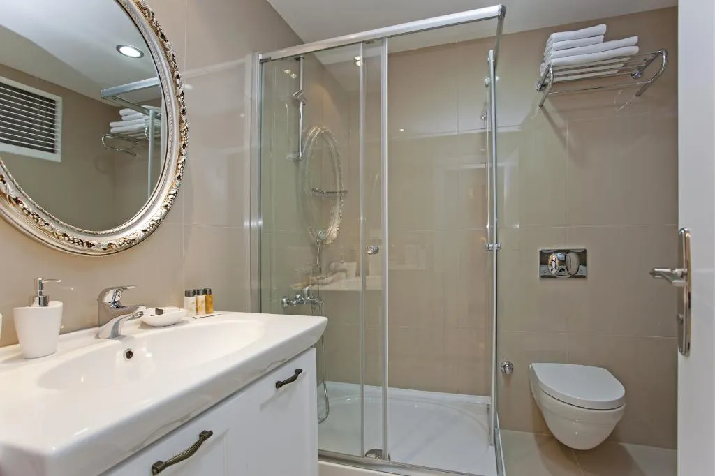 APARTMENT THREE BEDROOMS Room, The Room, Antalya