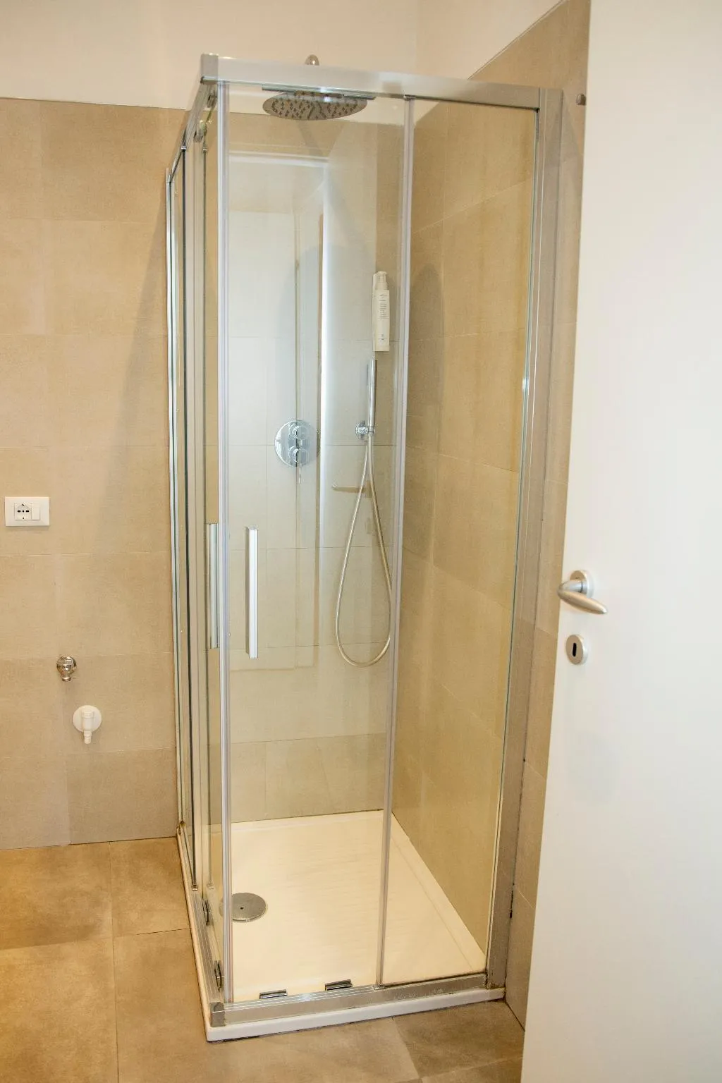 APARTMENT ONE BEDROOM Room, Easy Apartment Navigli, Milan