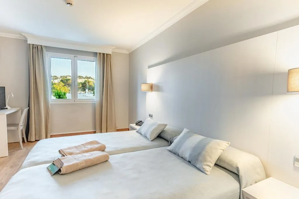 FAMILY ROOM STANDARD Room, Minura Cala Galdana & Apartamentos d´Aljandar, Menorca