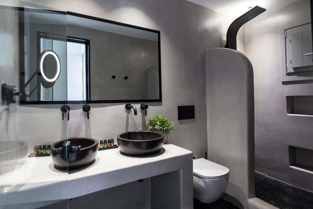 SUITE WITH JACUZZI Room, Adorno Suites Mykonos, Mykonos