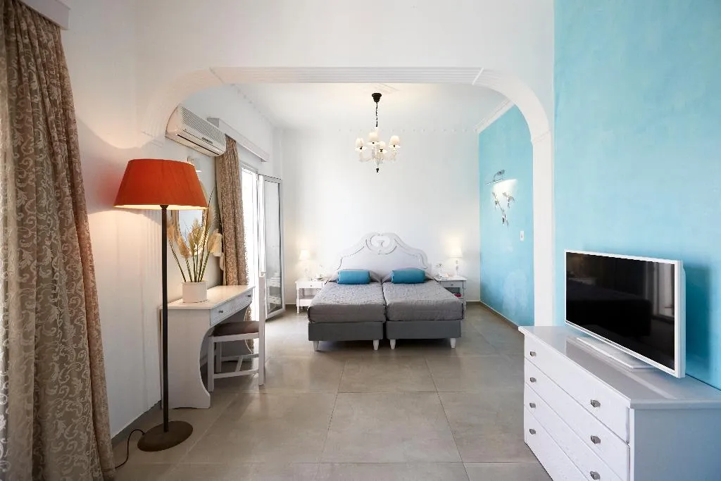 Room SUPERIOR Room, Blue Sea, Santorini