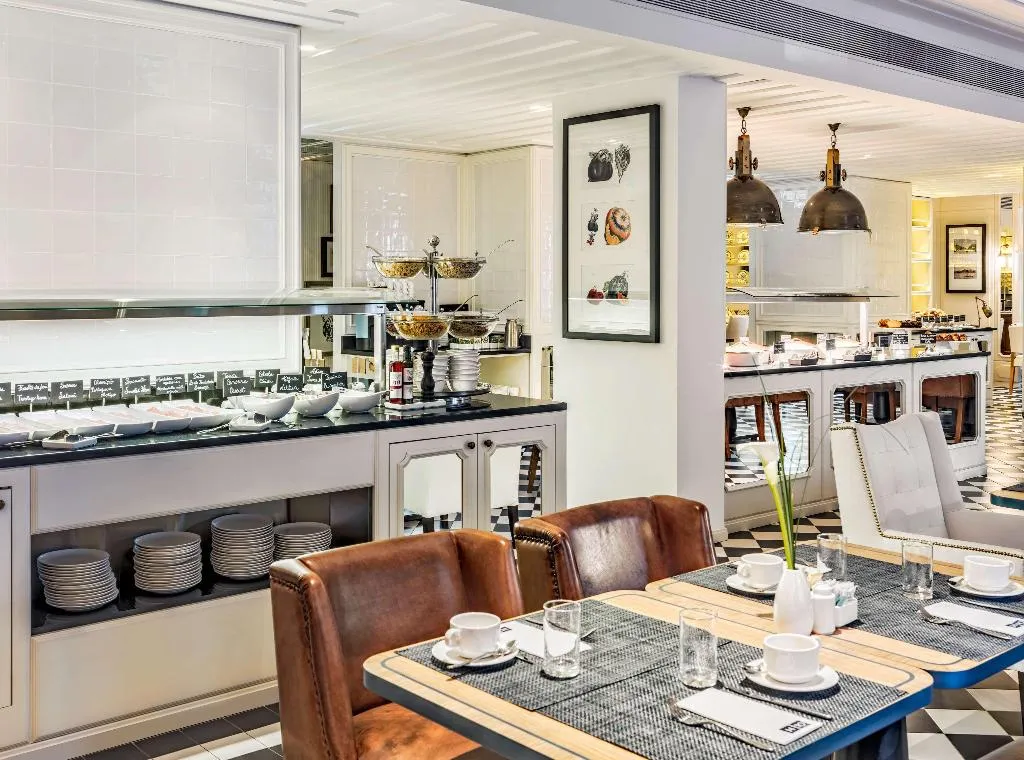 Restaurant, H10 Duque De Loule, Lisbon