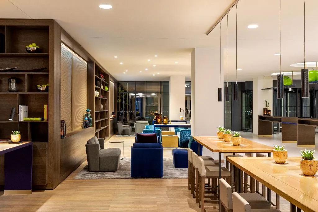 Lobby, Vienna House by Wyndham Andel's Berlin, Berlin