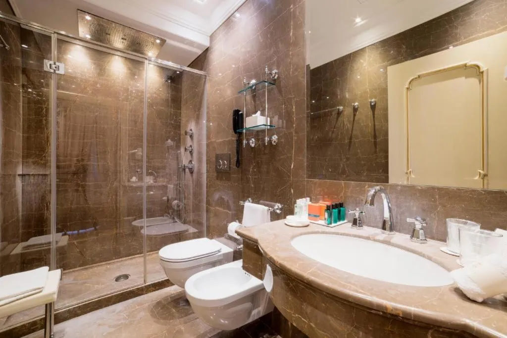 JUNIOR SUITE CAPACITY 3 Room, Ai Reali Hotel, Venice