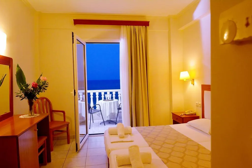 Room, Ioni, Thessaloniki