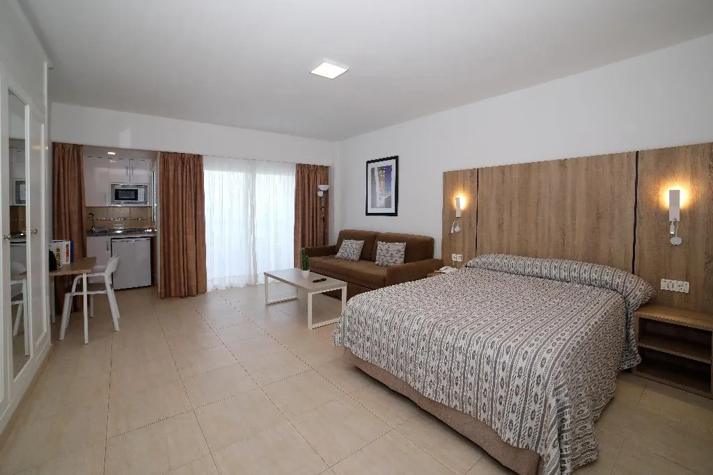 STUDIO SUPERIOR Room, PYR Fuengirola, Costa Del Sol