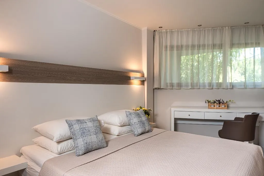 FAMILY ROOM SEA VIEW TWO BEDROOMS Room, Kassandra Bay Resort, Suites & SPA, Skiathos
