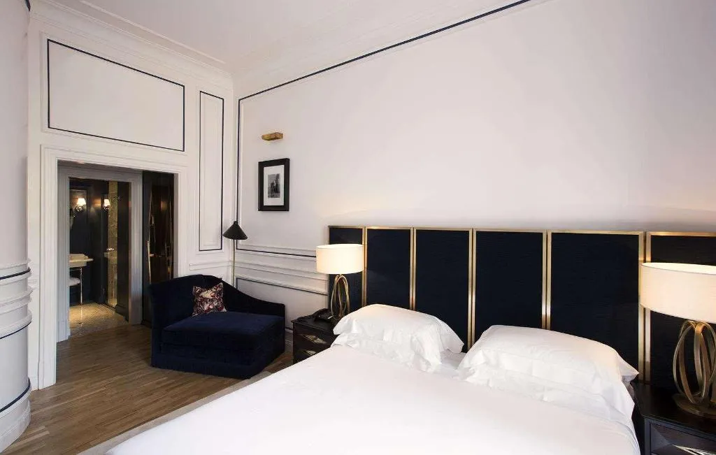 Room, Palazzo Dama, Rome