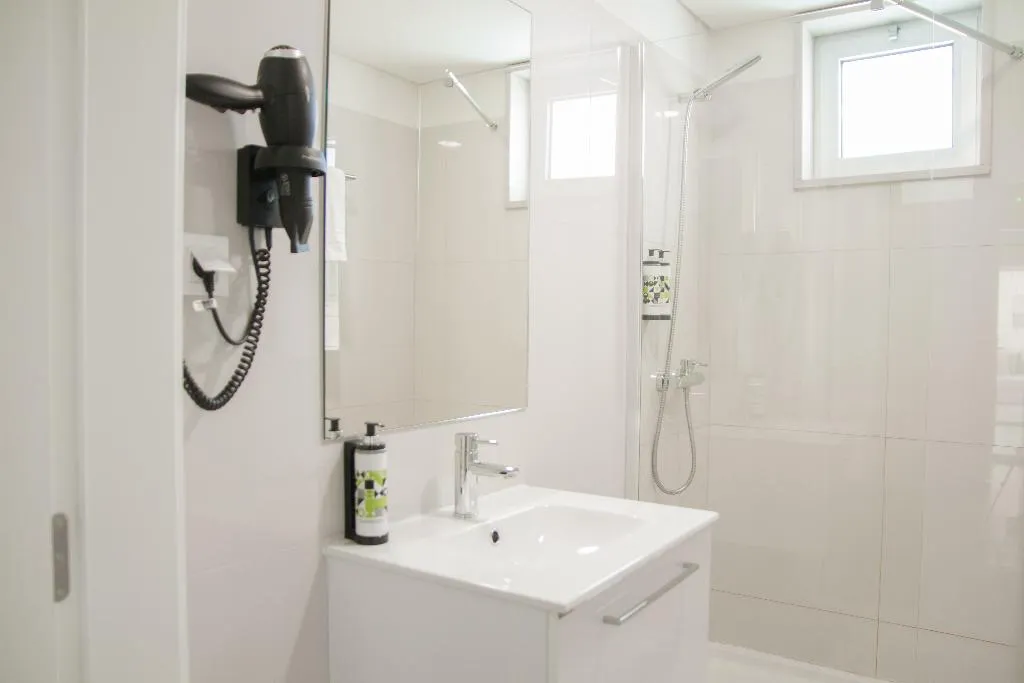 STUDIO STANDARD Room, Room Select Porto Suites, Porto
