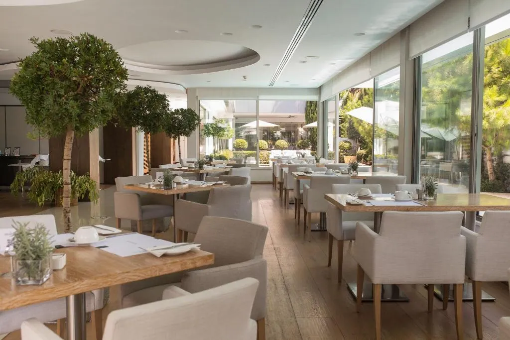 Restaurant, Alasia Hotel, Cyprus