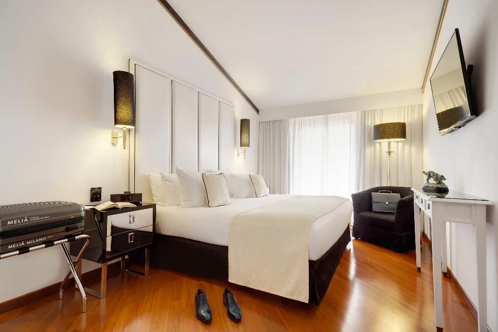 SUITE STANDARD Room, Melia Milano, Milan