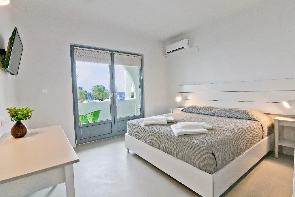 APARTMENT SEA VIEW Room, Gregory Peck Beach Break Apartments, Rhodes