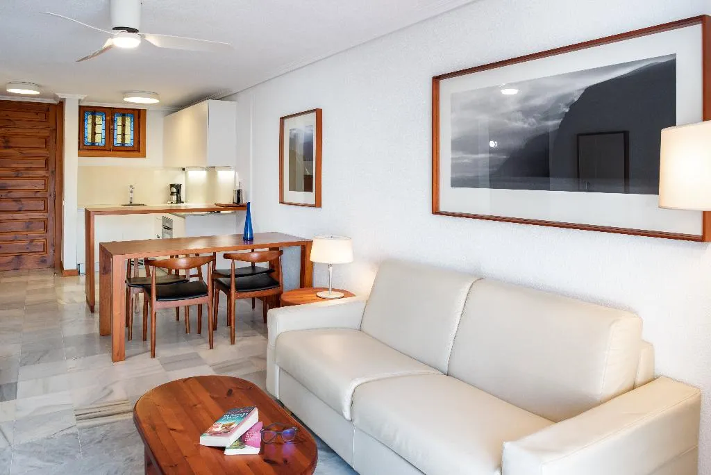 APARTMENT SUPERIOR TWO BEDROOMS Room, Parque Santiago III, Tenerife