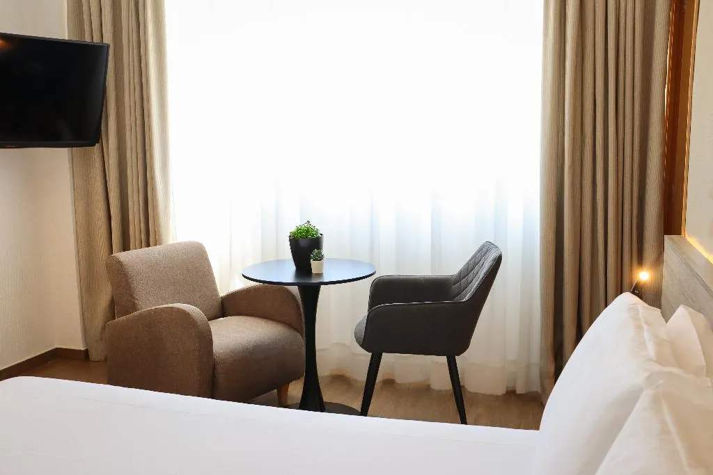 FAMILY ROOM STANDARD Room, Eurohotel Diagonal Port, Barcelona