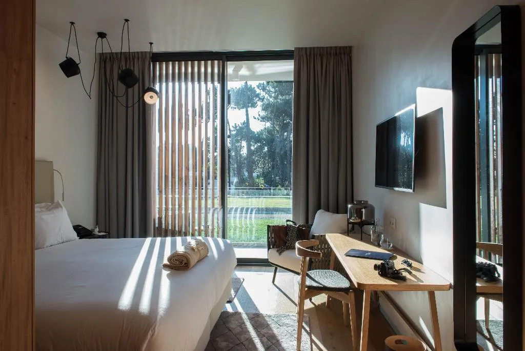 Double or Twin CLASSIC GARDEN VIEW Room, Aroeira Lisbon Hotel - Sea & Golf, Lisbon