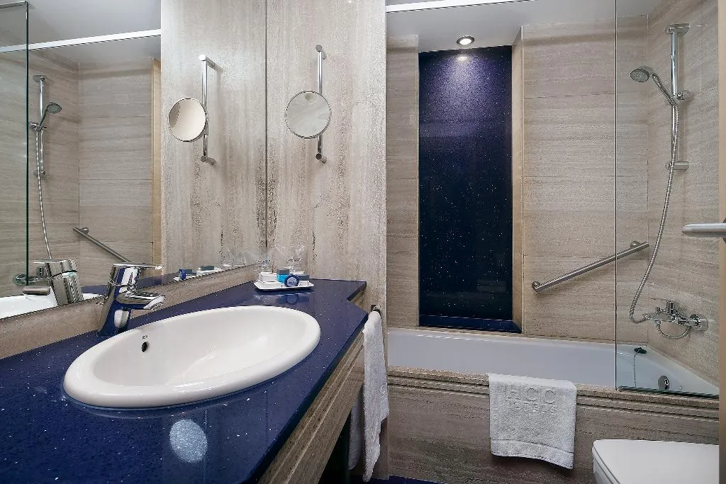 DOUBLE STANDARD Room, Hcc St. Moritz, Barcelona