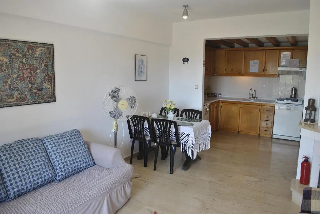 Room, Dionysia, Antalya