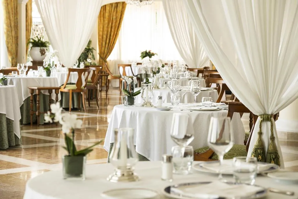 Restaurant, Excelsior Belvedere Hotel & Spa, Naples