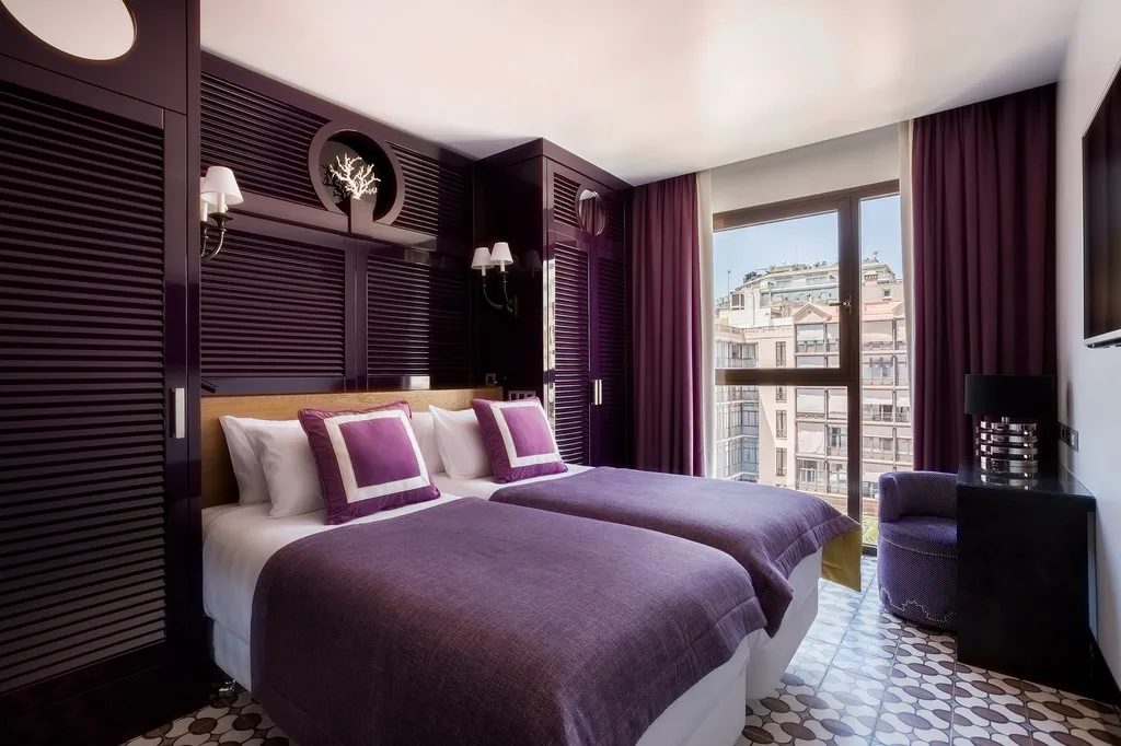 FAMILY ROOM STANDARD Room, Room Mate Anna, Barcelona, Barcelona