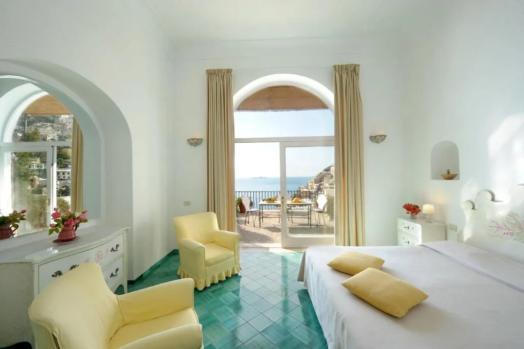 Room, Villa Rosa, Naples