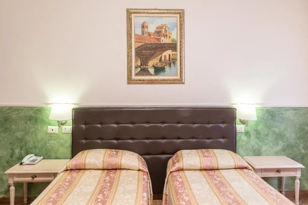 TWIN STANDARD Room, Residenza Ki, Rome
