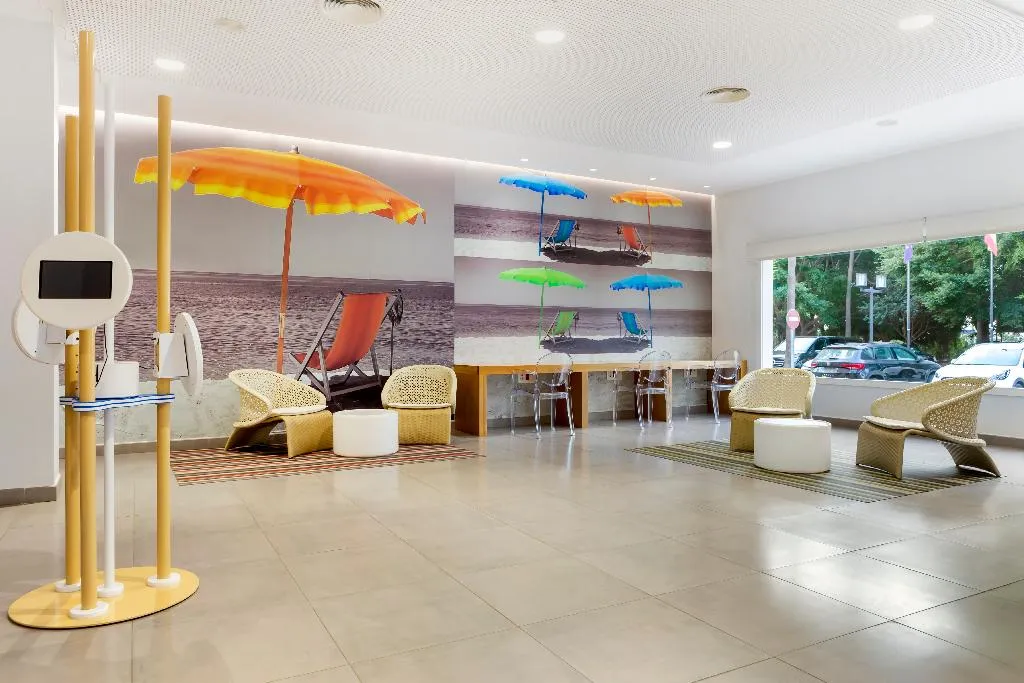 Lobby, Los Amigos Beach Club, Costa Del Sol