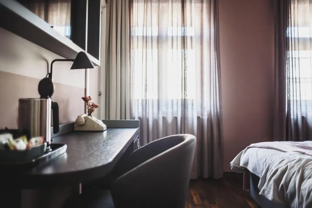 DOUBLE QUEEN SIZE BED Room, The Circus Hotel, Berlin