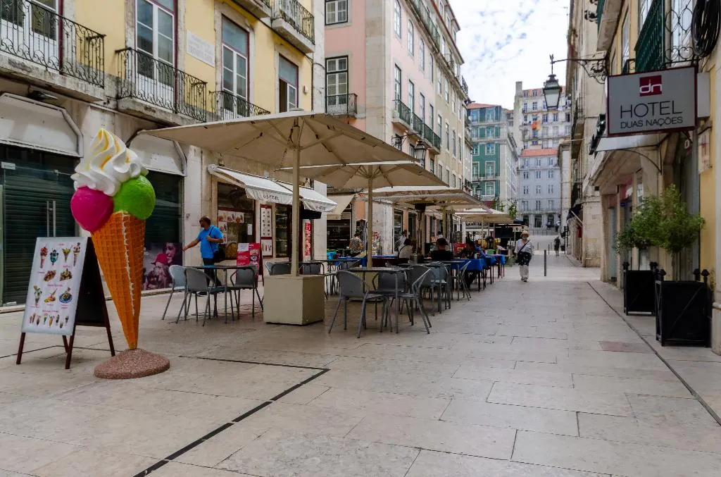 General view, Hotel Duas Nacoes, Lisbon