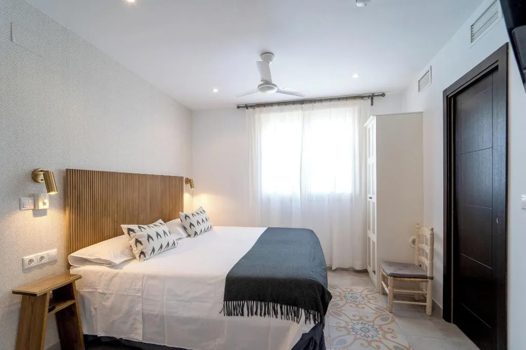 Room, La Siesta Málaga Guesthouse, Costa Del Sol