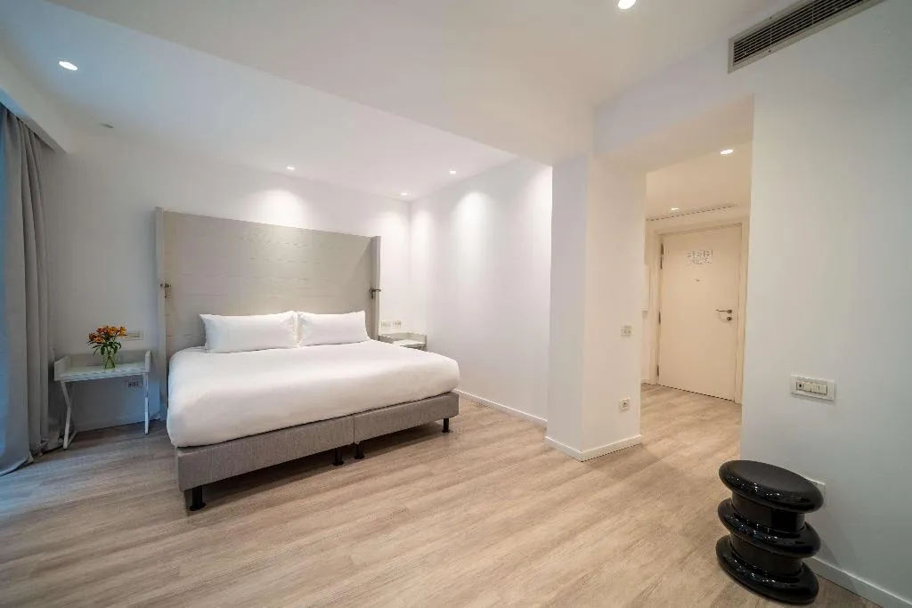 Room, Hilton Sorrento Palace, Naples