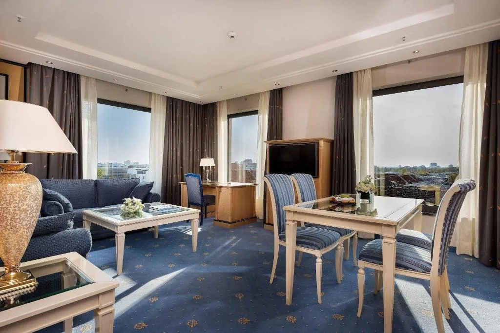 Room, JW Marriott Hotel Berlin, Berlin