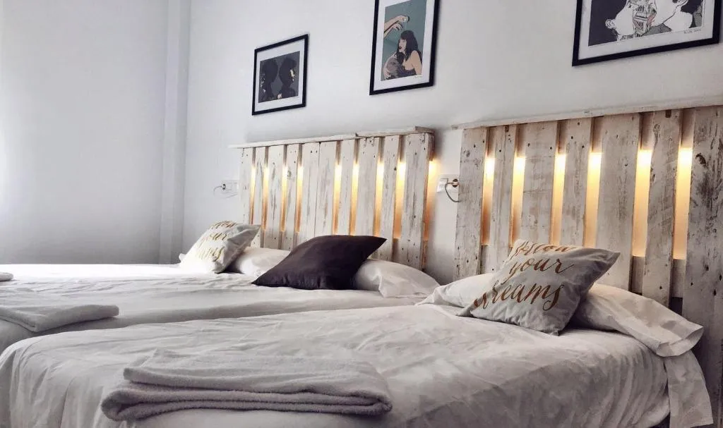 Room, Hostal Ciempozuelos, Madrid